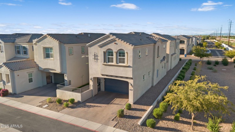 032_44-web-or-mls-dji_0766_264