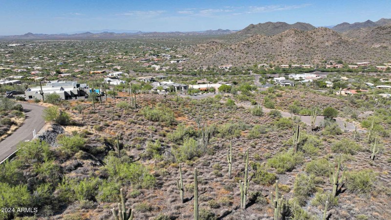 LOT 1 - UPPER NEIGHBORHOOD (11)