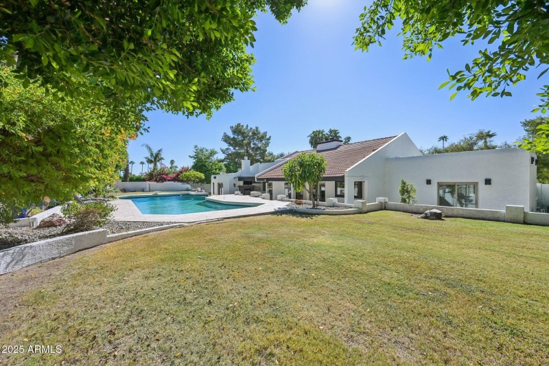 55-web-or-mls-E Cercado Ln-S0810-055