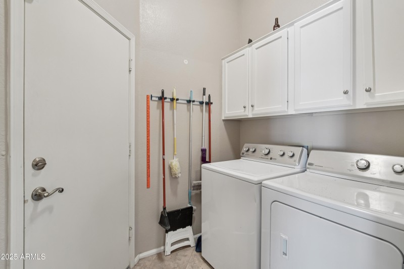 20-print-W Laurelwood Ln-S0810-020