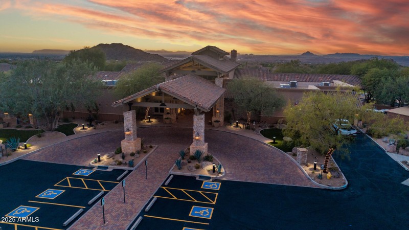 298d69b5-3b9e-4438-8eed-8f34c1002ccd_rw_