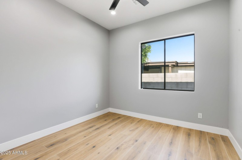 27-web-or-mls-415 S Robert Rd Tempe, AZ