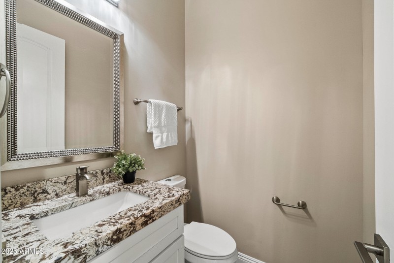 030_south_194th_street-6_356