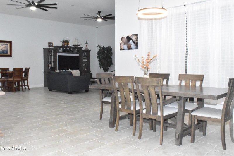 dinning area 140th St