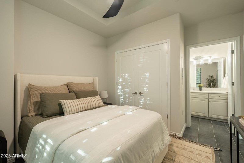 Ensuite 2