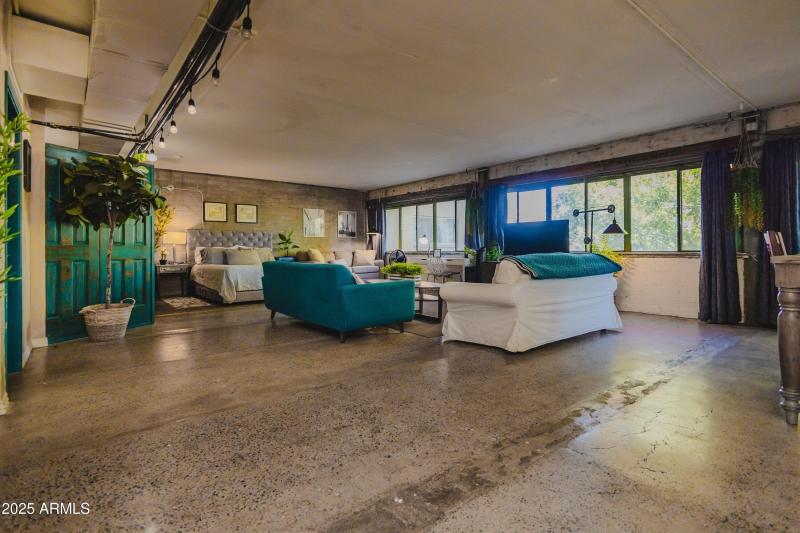Studio 1