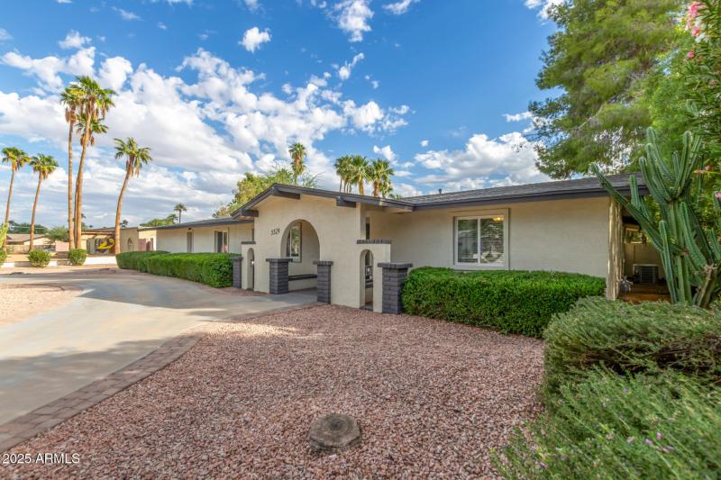 05 - Bloomfield 5529