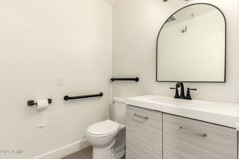 23 - Bloomfield 5529