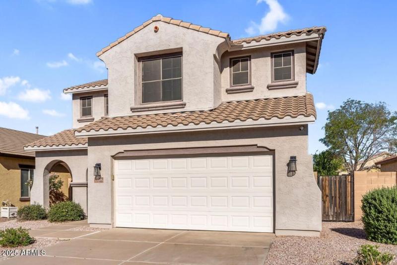2-web-or-mls-11106 E Serafina Ave-2 EDIT