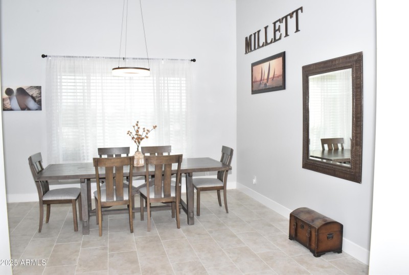 dinning area 140th St