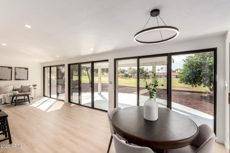17 Lakeview