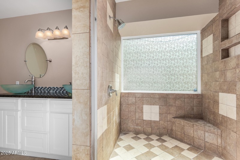 13 Master Bathroom