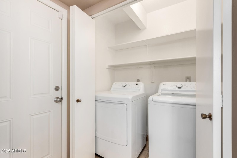 21 Laundry Room