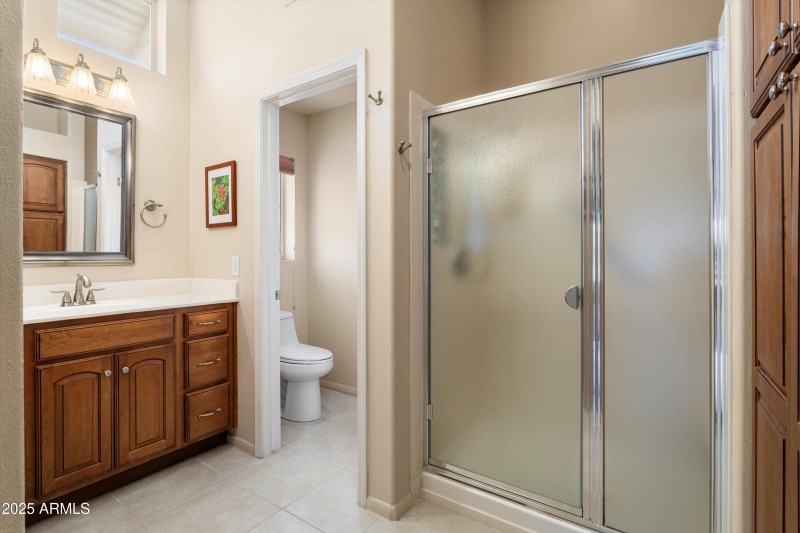 23-Master Ensuite