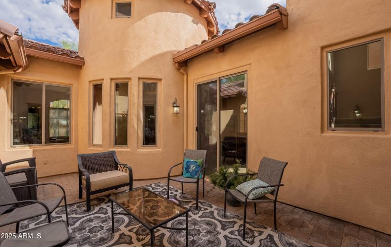 Private Courtyard