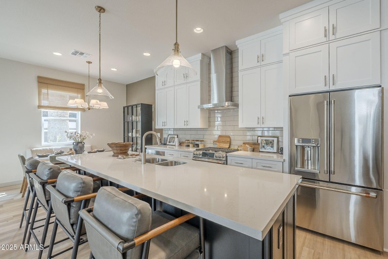 132 W Willo Court