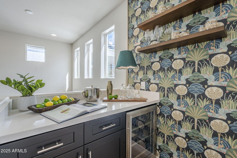 132 W Willo Court