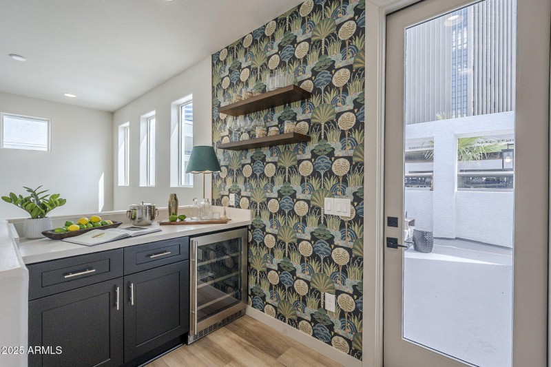 132 W Willo Court