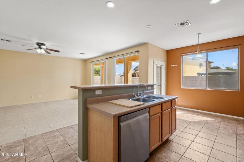 Breakfast Bar