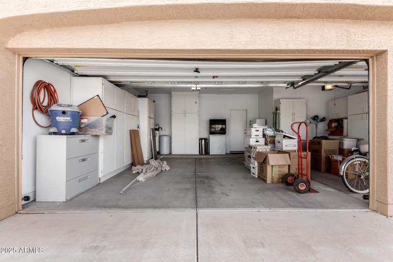 29 2.5 Car Garage