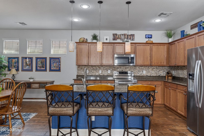 3478 E Constitution Dr-11