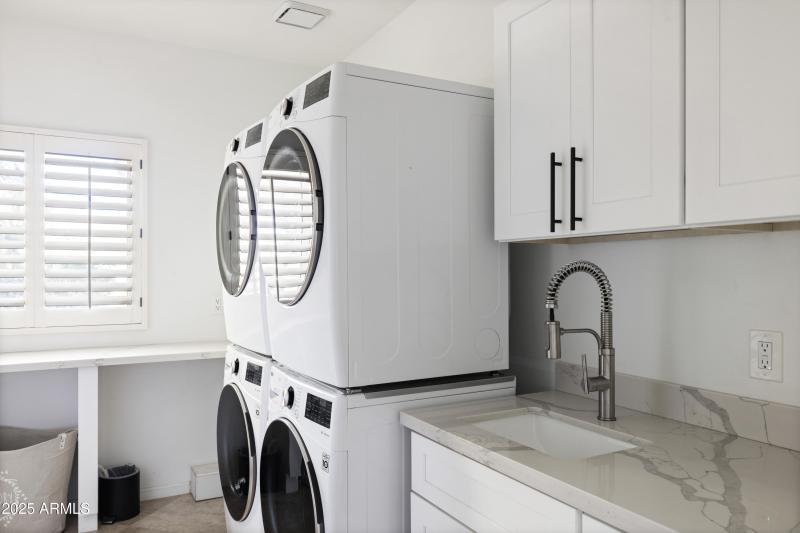 8575 E Sharon Dr_45