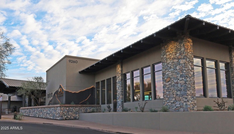 Desert Camp Community Center_Exterior Wi