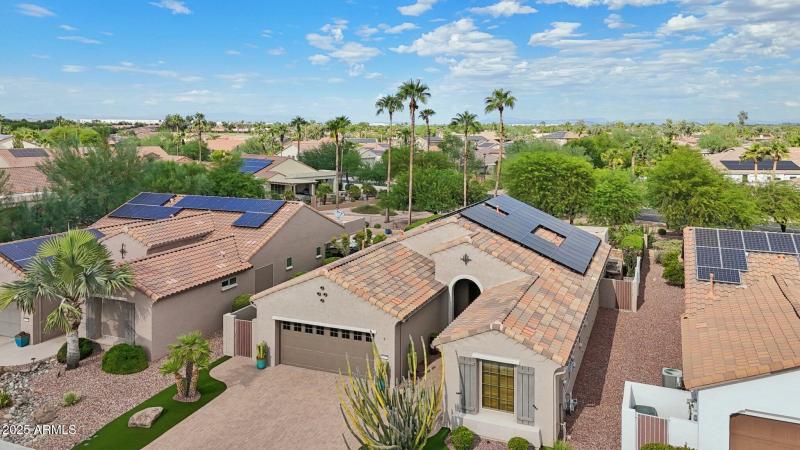 50-web-or-mls-N 163rd Dr-S0910-050