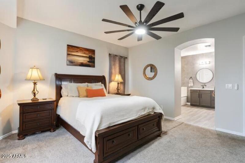 6ACC37C0-D610-48A5-A96D-A79CE875CD33