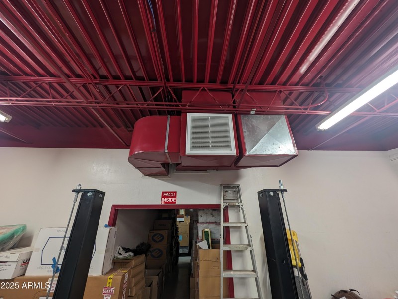 PXL_20240209_202517606.MP