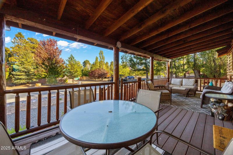 FRONT DECK