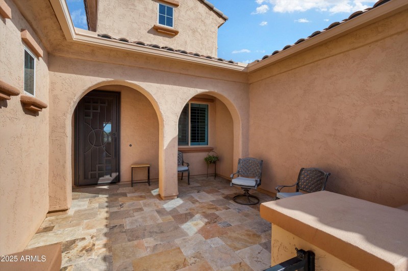 06-26534 W Abraham Ln