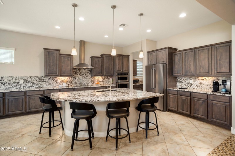 14-26534 W Abraham Ln