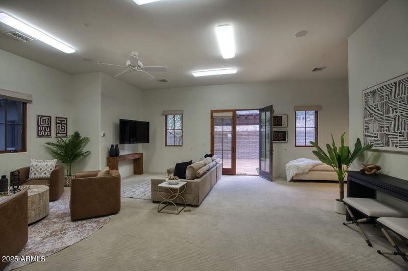 Den/Game Room