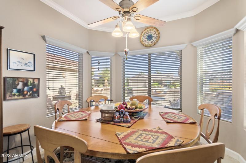 Verbena Eat In Kitchen Area