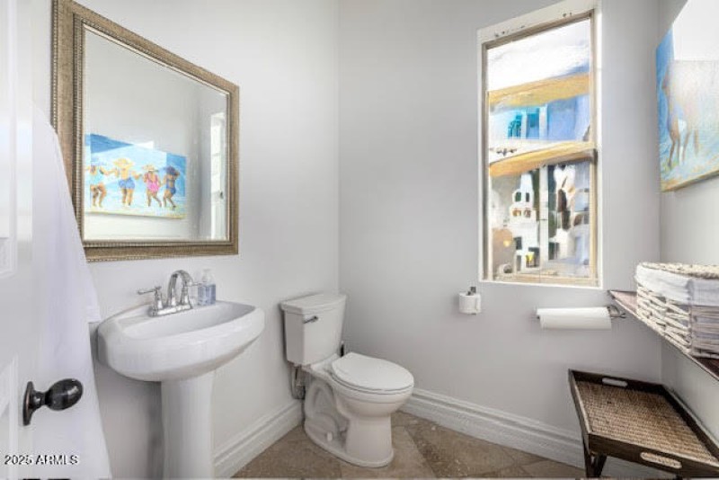 COMMODE REPLACE