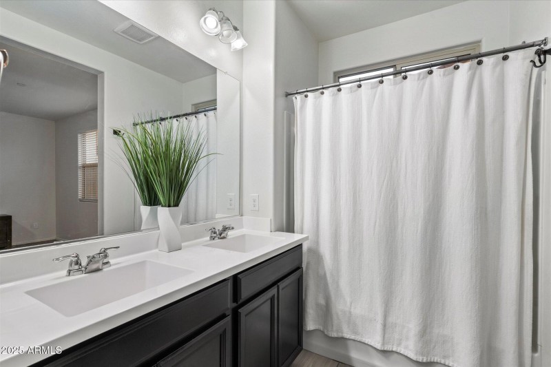 20-Primary Bathroom -2