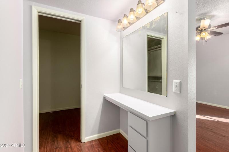 20 - Whispering Oaks 13043