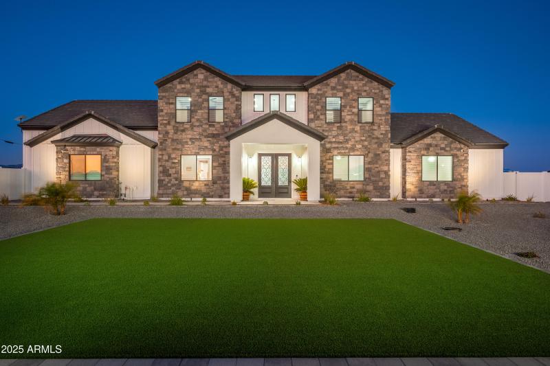 22801 E Galveston St - 78