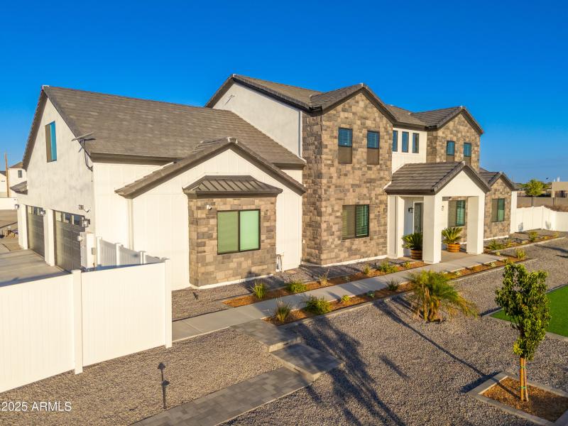 22801 E Galveston St - 98