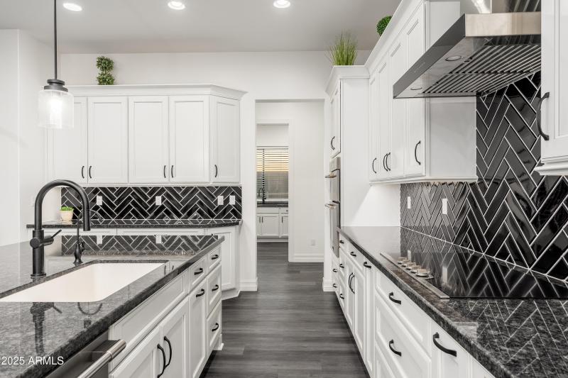 11-print-22801 E Galveston St, 10-07 - 1