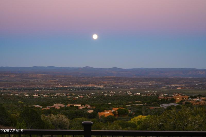 Spanning Sedona & Verde Valley Views