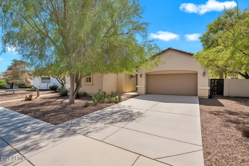 18607 W Cinnabar Ave-2
