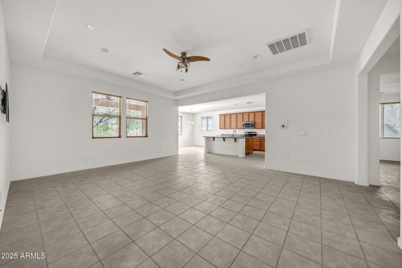 18607 W Cinnabar Ave-7