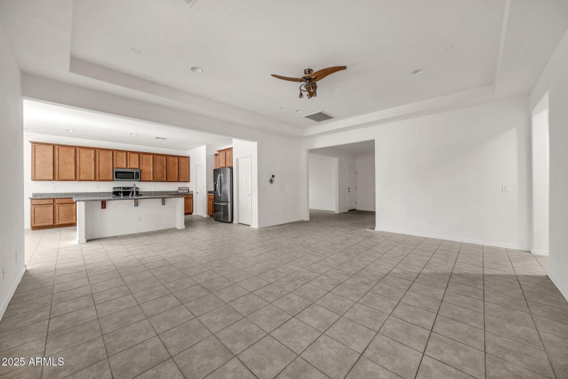 18607 W Cinnabar Ave-8