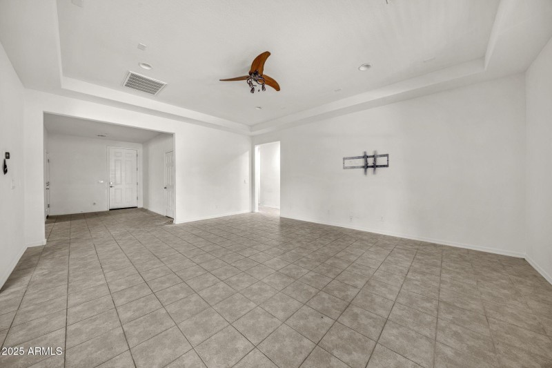 18607 W Cinnabar Ave-9