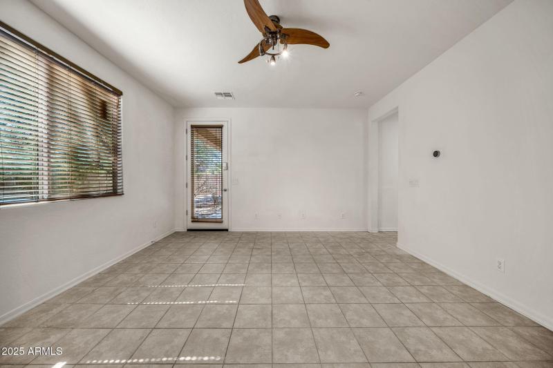 18607 W Cinnabar Ave-20
