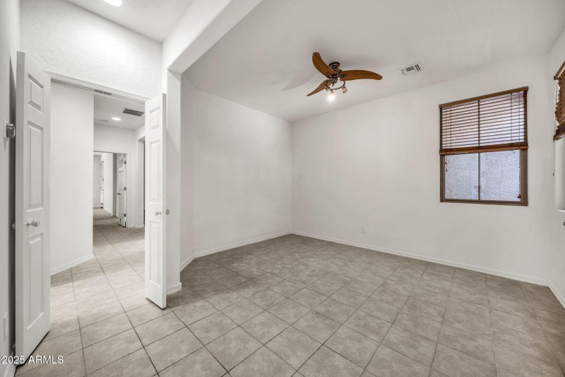 18607 W Cinnabar Ave-35