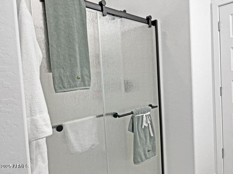 20250512221645548540000000-o