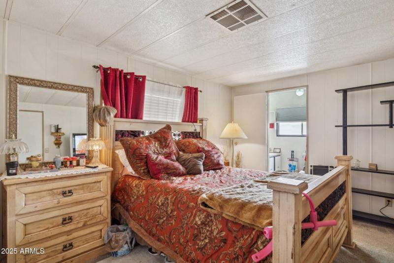 12-web-or-mls-2701-e-utopia-rd-lot-67